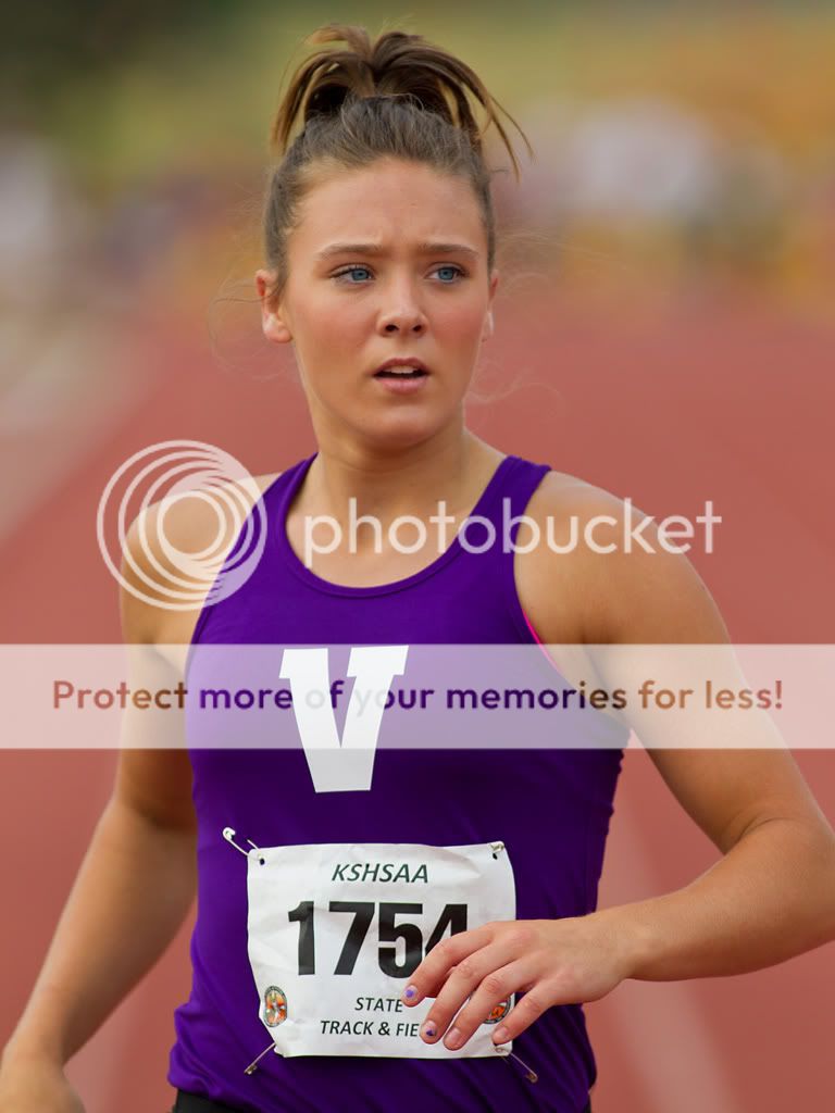 IMAGE: http://i889.photobucket.com/albums/ac91/MARK_9328/Canon%20Forums/2012%20State%20Track%20Meet/MWIV8367.jpg