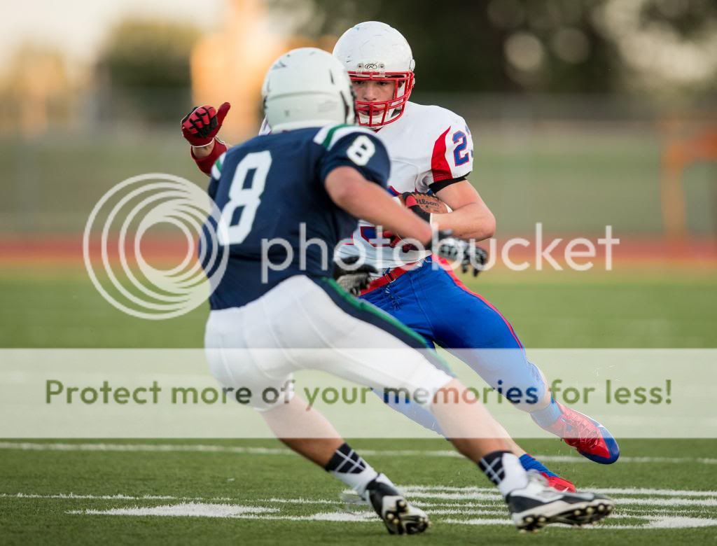 IMAGE: http://i889.photobucket.com/albums/ac91/MARK_9328/Canon%20Forums/2013%20Football%20Cheney%20vs%20Trinity%20Academy/MWIV00080_zpsf174bc07.jpg