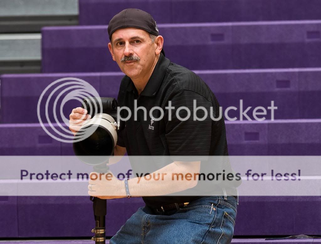 IMAGE: http://i889.photobucket.com/albums/ac91/MARK_9328/Canon%20Forums/2014%20January%20Jam%20The%20Players/MSWX0416_zpsa47c1011.jpg