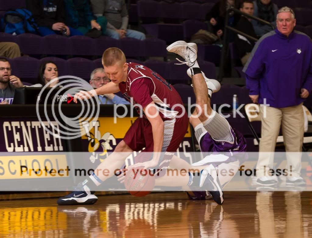 IMAGE: http://i889.photobucket.com/albums/ac91/MARK_9328/Canon%20Forums/2014%20January%20Jam%20The%20Players/MSWX9380_zpsd7713d2f.jpg