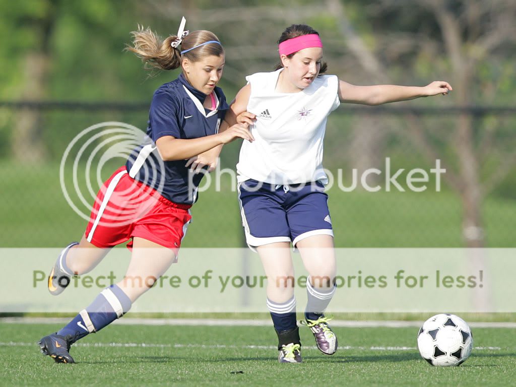 IMAGE: http://i889.photobucket.com/albums/ac91/MARK_9328/Canon%20Forums/U13%20Girls%20State%20Soccer%20Championship/mw00040578.jpg