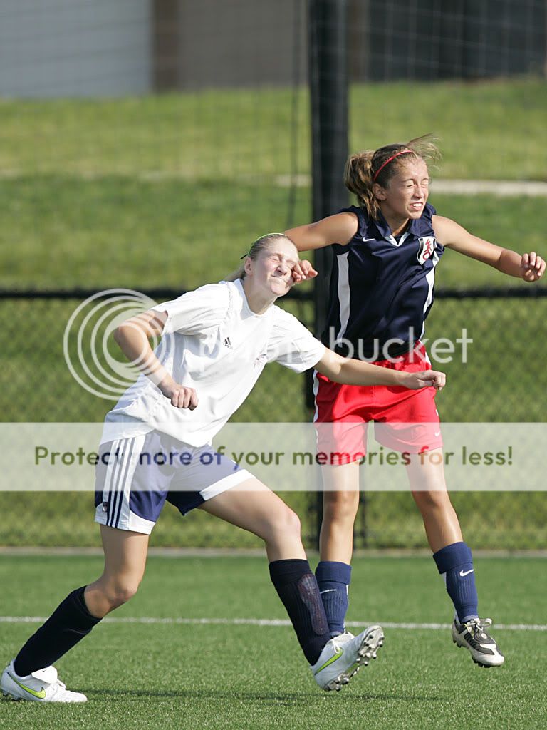 IMAGE: http://i889.photobucket.com/albums/ac91/MARK_9328/Canon%20Forums/U13%20Girls%20State%20Soccer%20Championship/mw00040762.jpg