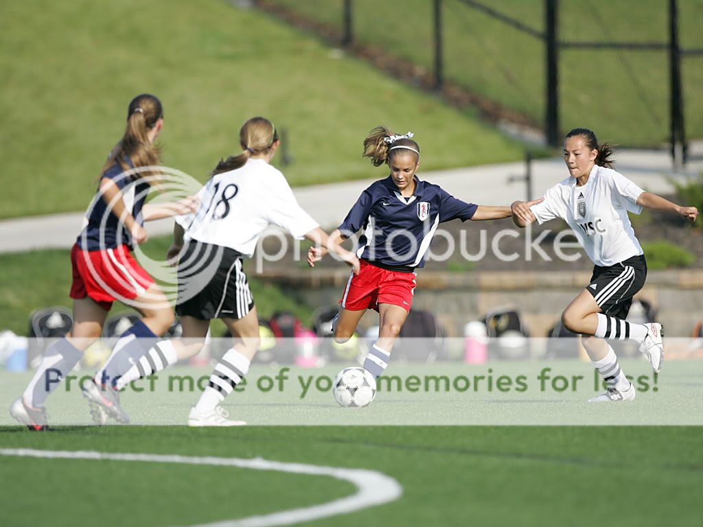 IMAGE: http://i889.photobucket.com/albums/ac91/MARK_9328/Canon%20Forums/U13%20Girls%20State%20Soccer%20Championship/mw00040877.jpg