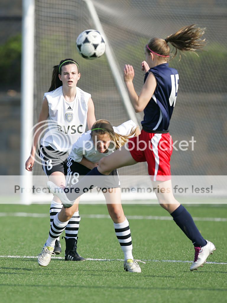 IMAGE: http://i889.photobucket.com/albums/ac91/MARK_9328/Canon%20Forums/U13%20Girls%20State%20Soccer%20Championship/mw00040891.jpg