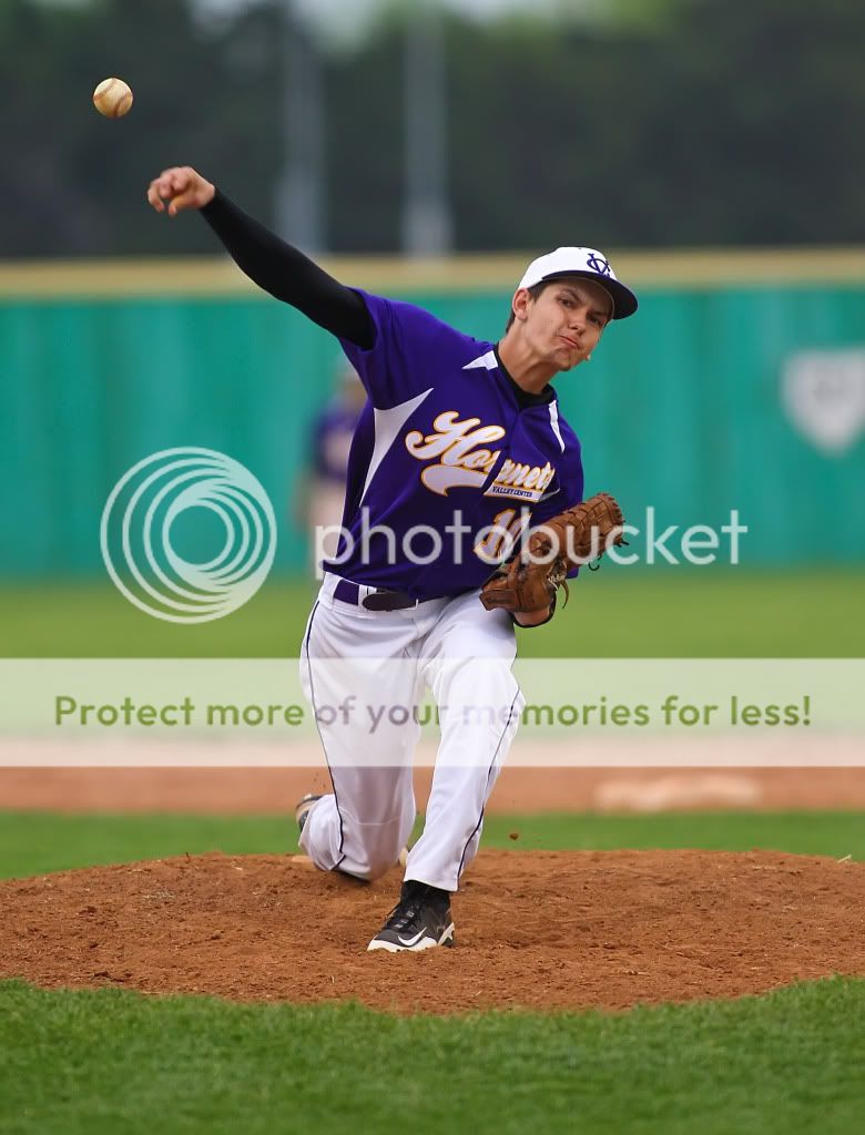 IMAGE: http://i889.photobucket.com/albums/ac91/MARK_9328/Canon%20Forums/VCHS%20Boys%20Varsity%20baseball%20vs%20Salina%20Central/MWIV4616.jpg
