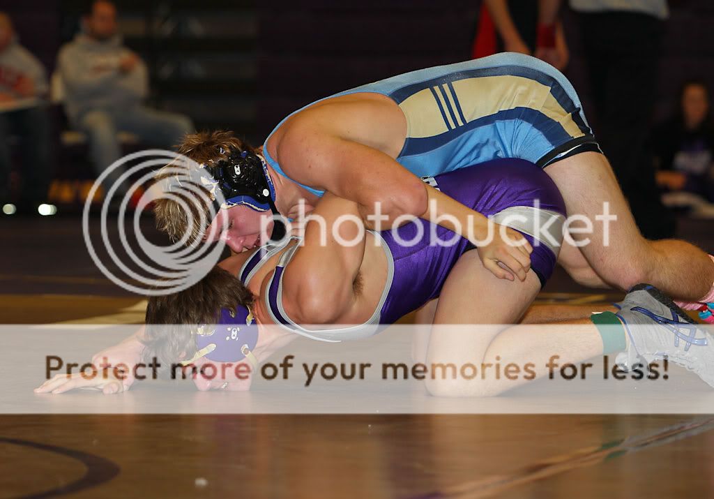 IMAGE: http://i889.photobucket.com/albums/ac91/MARK_9328/Canon%20Forums/VCHS%20Duals/MWIV9741-1.jpg