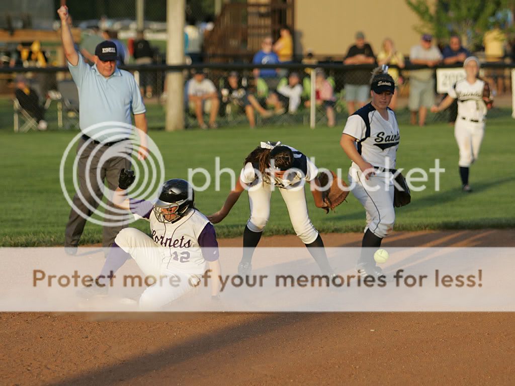 IMAGE: http://i889.photobucket.com/albums/ac91/MARK_9328/Canon%20Forums/VCHS%20Girls%20State%20Softball%202011/mw00039445.jpg