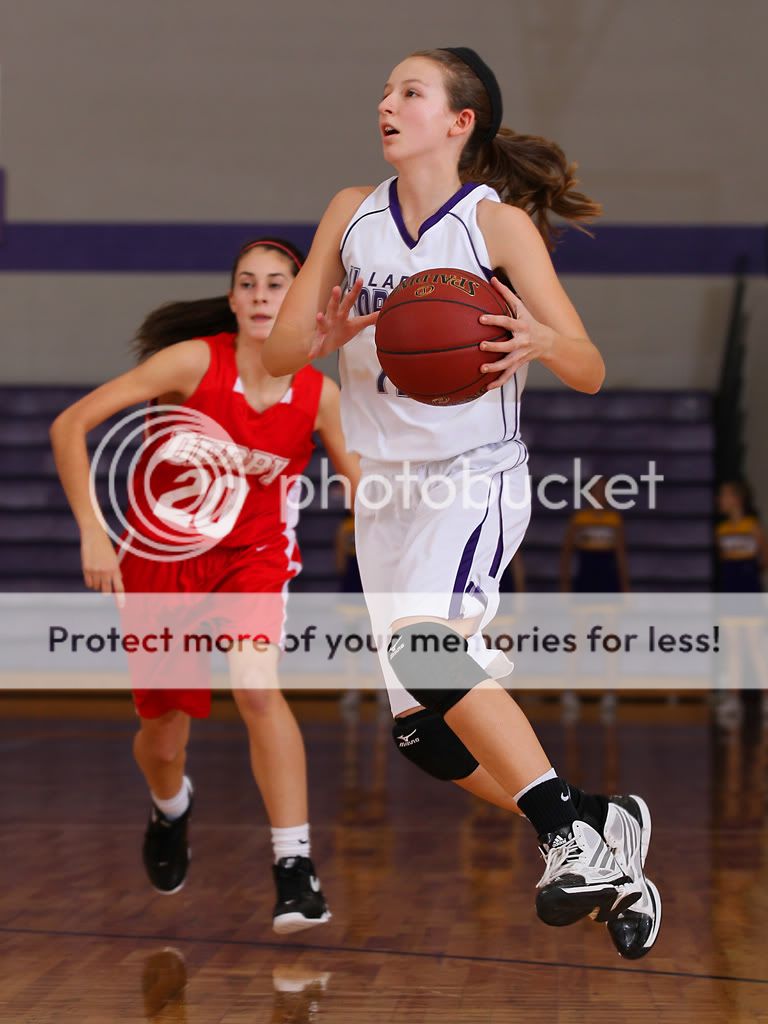 IMAGE: http://i889.photobucket.com/albums/ac91/MARK_9328/Canon%20Forums/VCMS%20Girls%20Basketball%20vs%20Derby%20Red/MWIV0891.jpg