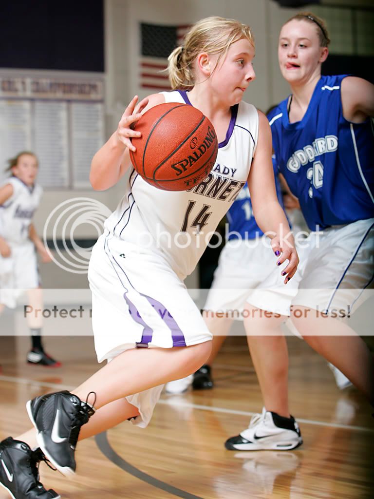 IMAGE: http://i889.photobucket.com/albums/ac91/MARK_9328/Canon%20Forums/VCMS%20Girls%20Basketball/VCMS%20Girls%2012_09_10/00031745.jpg
