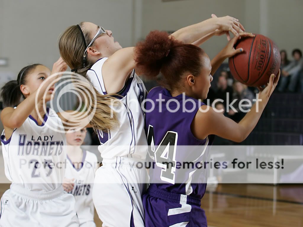 IMAGE: http://i889.photobucket.com/albums/ac91/MARK_9328/Canon%20Forums/VCMS%20Girls%20Basketball/VCMS%20Girls%2012_16_10/mw00031907.jpg
