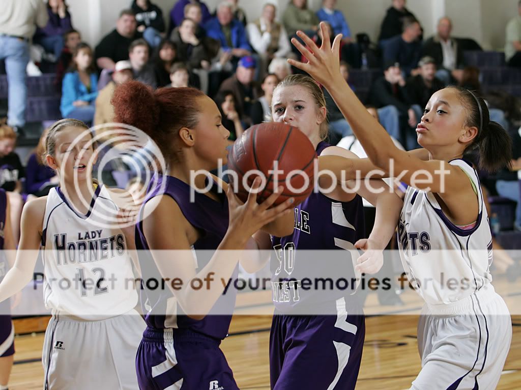 IMAGE: http://i889.photobucket.com/albums/ac91/MARK_9328/Canon%20Forums/VCMS%20Girls%20Basketball/VCMS%20Girls%2012_16_10/mw00031961.jpg