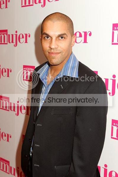 fanFlash Rodriguez CEO of The FEAM Group and Flash Records on Mujer magazine red carpet photo Flash-Rodriguez.jpg